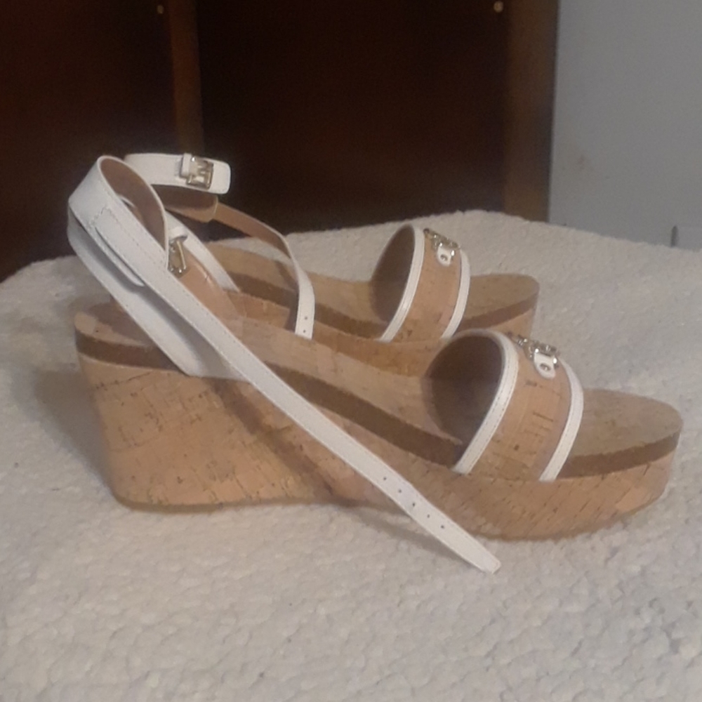 Tommy Hilfiger Wedged Heel - Picture 3 of 6